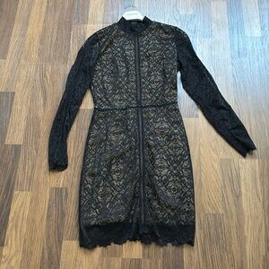 Wilfred / ARITZIA Lace dress